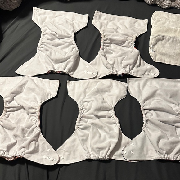 Colorful Patterned Cloth Diapers Set - Picture 3 of 5